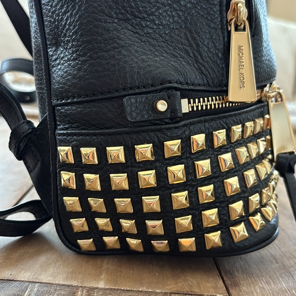 MICHAEL Michael Kors Black MD PYR STUD Leather Backpack w/dustbag NWT main image 8